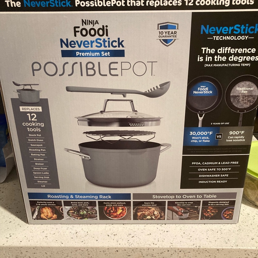 Ninja Foodi (premium set) Brand new.
